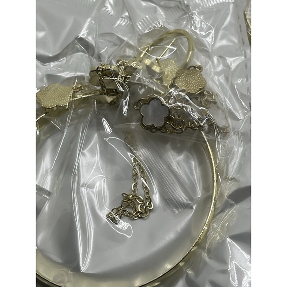 30 Pack Jewelry Box (4 Pieces Per Set/30 Sets Included) Clover Flower Jewelry - Picture 2 of 12